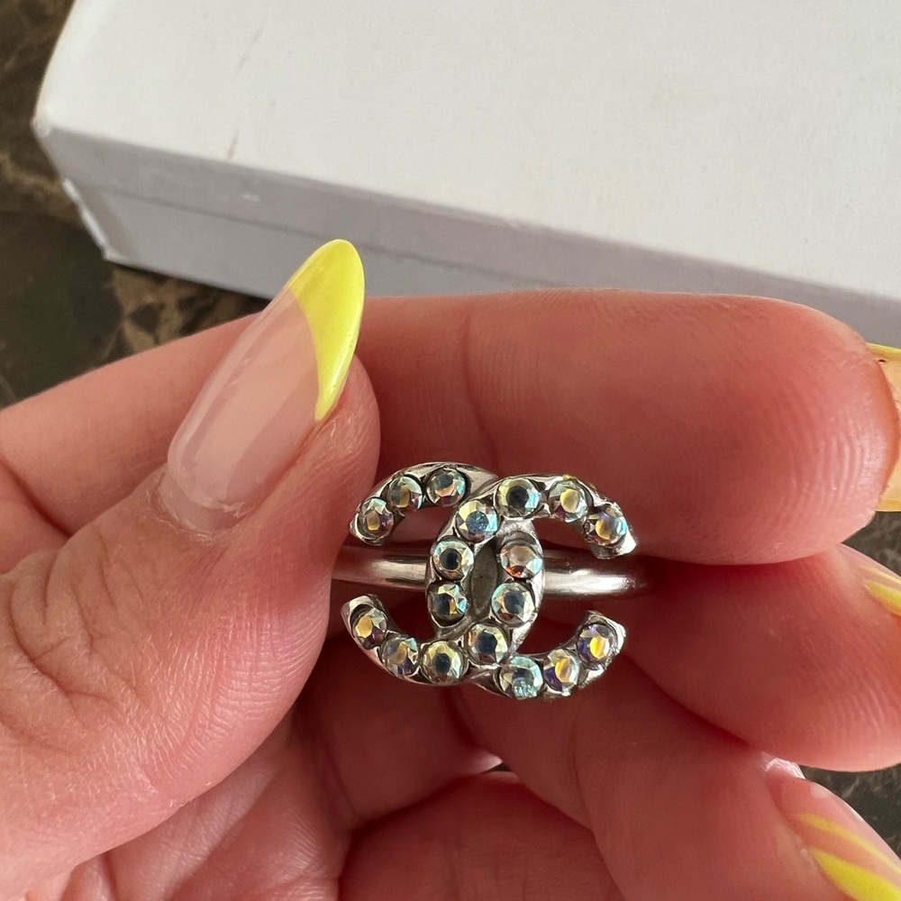 Chanel CC ring